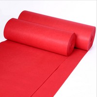 Weißer Nadelfilz-Hochzeitsteppich Vliesstoff Outdoor Roter Teppich Wand-zu-Wand-Bodenbelag für Heimpartys & Ausstellungen