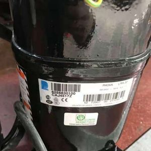 Compresseur frigorifique HYZL CAJ4517Z 1,75 HP R404A 220V pour entrepôt frigorifique - Product Image 1