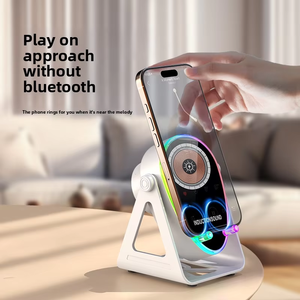 Station de charge sans fil professionnelle 15W avec haut-parleur à induction, support de téléphone RGB <span class=keywords><strong>pour</strong></span> bureau à domicile, fourniture d'usine OEM ODM - Product Image 4