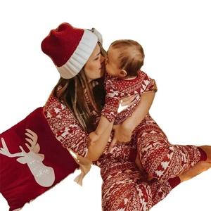 Nuova tendenza Set <span class=keywords><strong>di</strong></span> abbigliamento da donna mamma papà bambina ragazzo nuovo anno madre figlia famiglia abbinata pigiami natalizi - Product Image 5