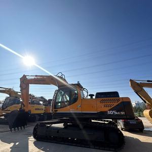 Excavateurs d'occasion d'origine Hyundai 305lc-9 d'occasion 30.5 tonnes Machinerie lourde sur chenilles - Product Image 4
