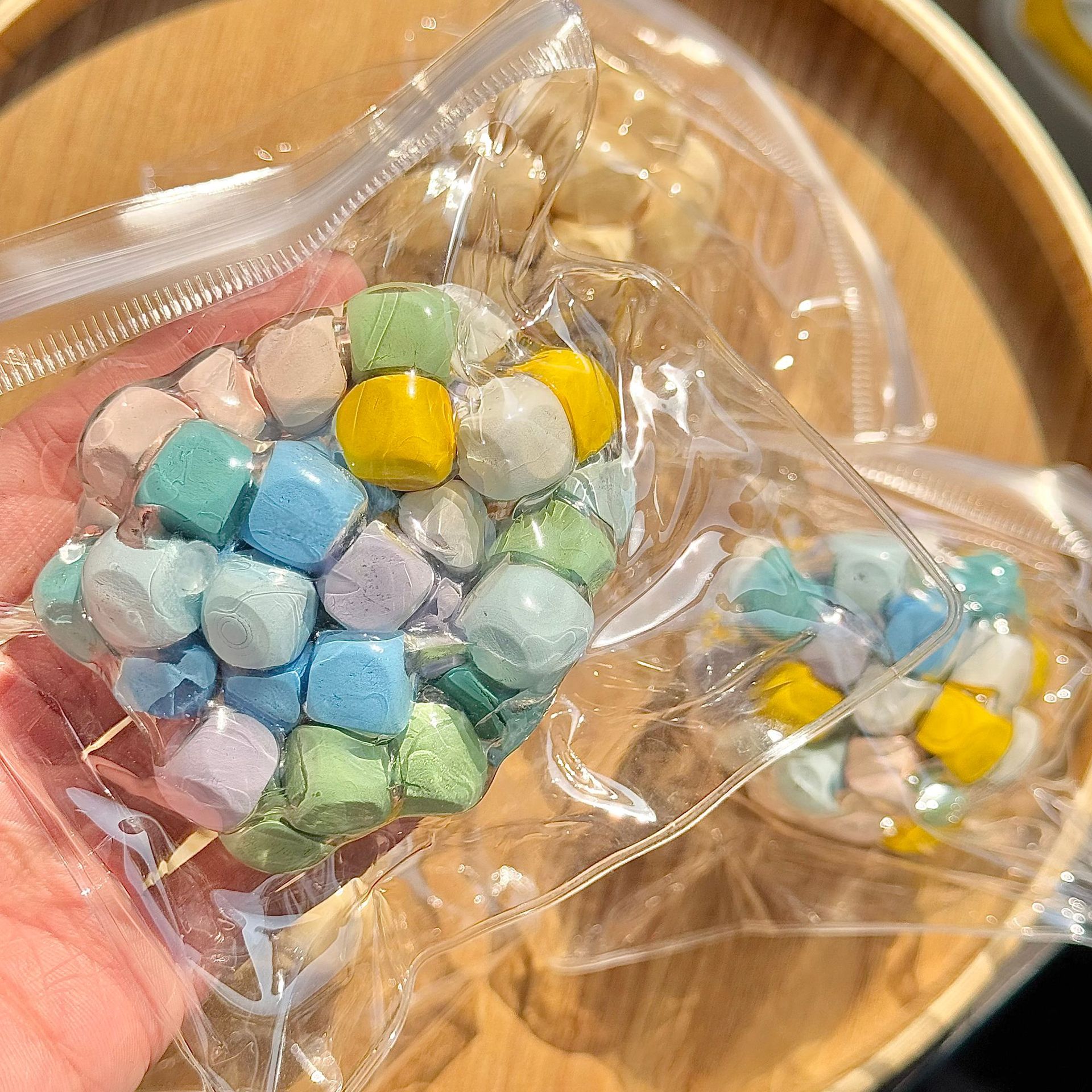 20818-ลูกบอลสควิชชี่ Dopamine Clacking