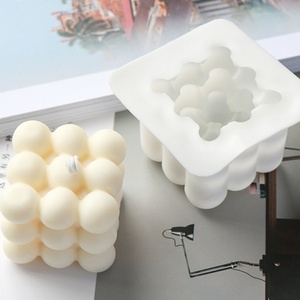 Molde de silicona 3D con forma de cubo, bola, postre, pastel, chocolate, burbuja, de grado alimenticio, para hacer velas de cera de soja, jabón y adornos caseros - Product Image 1