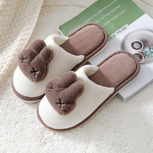 Nouvelles pantoufles d'hiver en forme de lapin de dessin animé, pantoufles mignonnes en forme d'animal, pantoufles douces et moelleuses pour la maison, semelles antidérapantes pour femmes - Product Image 3