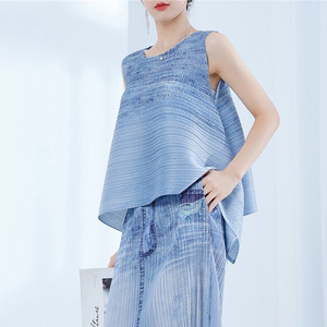 ชุดเซ็ต 2 ชิ้น เสื้อแขนกุดคอกลมประดับพู่ กระโปรงครึ่งตัว แฟชั่นฤดูร้อนสำหรับผู้หญิง - Product Image 6