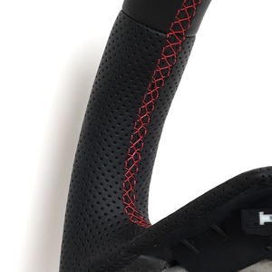 Volant de voiture en cuir perforé chauffant personnalisé de haute qualité pour Chevrolet <span class=keywords><strong>Corvette</strong></span> C8 2020 2021 - Product Image 5