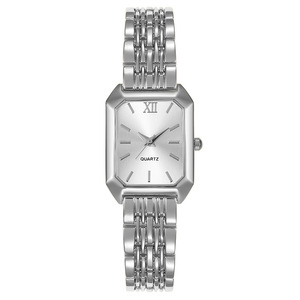 Orologio da donna di lusso leggero e di nicchia, popolare per lo streaming live, in lega, alla moda, rettangolare, con movimento al quarzo e lancette multipli - Product Image 3