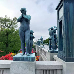 Nổi Tiếng Ngoài Trời Công Viên Trang Trí Cuộc Sống Kích Thước Kim Loại Hình Điêu Khắc Bronze Khỏa Thân Cậu Bé Bức Tượng - Product Image 1