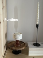 Pfingstrosenförmige Duftkerze im Keramikbecher mit Holzständer, handgeschnitzte Sojawachs-Aromatherapie-Kerze, luxuriöse Tischdekoration für Zuhause