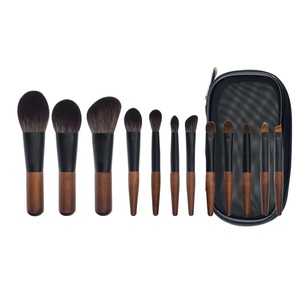 Ensemble de 12 pinceaux de maquillage en poils synthétiques avec manche en bois pour le <span class=keywords><strong>visage</strong></span> - Mini outils de beauté - Product Image 1