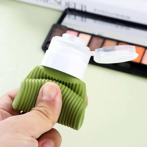 Bouteilles rechargeables avec logo personnalisé, ensemble de contenants de toilette portables, ensemble de bouteilles de toilette approuvé pour les voyages - Product Image 4