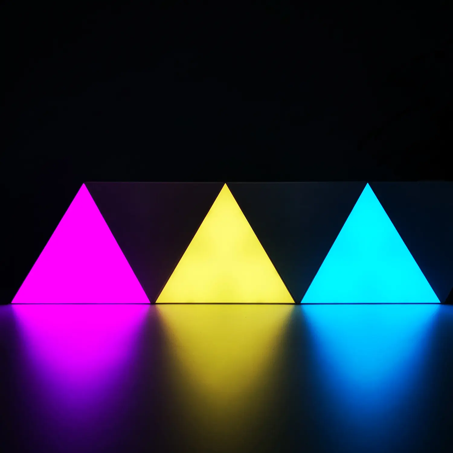 Dropshipping Smart Phone App Controllata RGB Lampada Triangolo di Disegno Semplice Lampada di Notte Applique Da Parete Pannelli