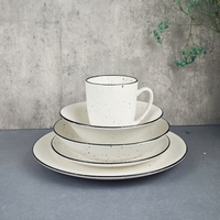 Service de table en grès 16 pièces avec lignes noires, assiettes, bols et tasses, service de table en céramique avec points