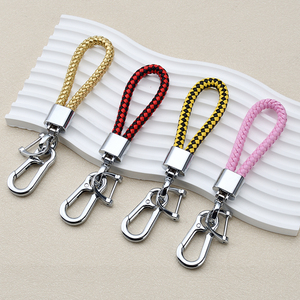 Portachiavi Auto 2026 di Alta Qualità in Corda Intrecciata e Pelle con Lega di Zinco, Lussuoso e alla Moda, Regalo Creativo Personalizzato per Uomini e Donne - Product Image 3