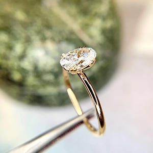 Bague de fiançailles en or 18 carats avec diamant de laboratoire ovale D-VS1, 0,5 carat, 1 carat, 1,5 carat, 2 carats, double griffes, style Provence - Product Image 5