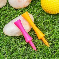 Tees de golf en caoutchouc incassables Tees de château en plastique abaisseurs avec une hauteur constante pour la pratique de taille mixte