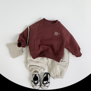 Nouveau <span class=keywords><strong>sweat</strong></span> épaissi à la mode pour garçons filles décontracté Style coréen chinois <span class=keywords><strong>rouge</strong></span> hiver haut chaud vêtements d'hiver pour enfants - Product Image 3