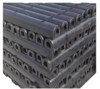 Pare-chocs en caoutchouc extrudé durable en forme de D pour remorques de camions Pare-chocs de quai durable à motif de bande EPDM pour baies de livraison d'équipement