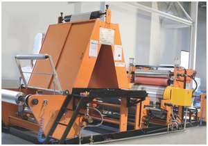 Équipement de conversion industrielle : Machine de laminage et de pressage à chaud standard pour film d'emballage souple, papier et feuille métallique - Product Image 2