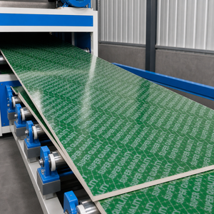 Panel de Valla Compuesto Verde de Plástico PP, Contrachapado Marino, Contrachapado para Encofrado, Lámina de Contrachapado 4x8 18mm, <span class=keywords><strong>Tableros</strong></span> al por Mayor con Revestimiento de Película - Product Image 1