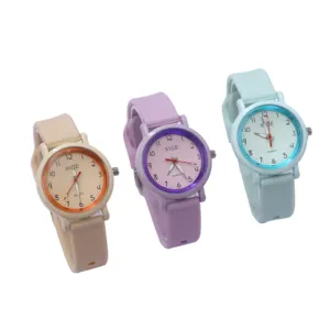 Nuevos relojes de cuarzo reloj para niñas dibujos animados impermeable deporte barato niños Aleación de silicona al por mayor otro puntero ultrafino