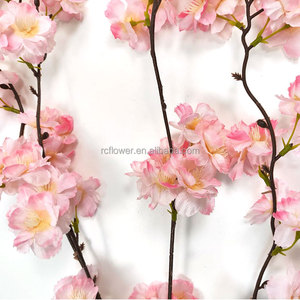 Branche de cerisier artificielle suspendue, <span class=keywords><strong>fleurs</strong></span> longues, décoration de fête de mariage, <span class=keywords><strong>fleurs</strong></span> de pêche <span class=keywords><strong>artificielles</strong></span> en soie romantiques - Product Image 3
