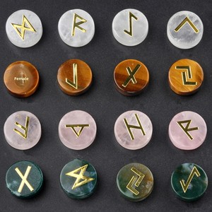 Paquete de 25 Discos con el Alfabeto Rúnico, Piedras Nórdicas Germánicas para Pulir y Esmerilar - Product Image 3