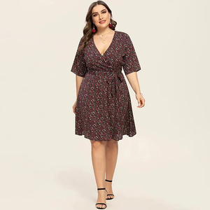 Robe d'été sexy à col en V et manches plissées, grande taille, à manches courtes, imprimé floral décontracté, avec ceinture évasée, longueur midi - Product Image 2