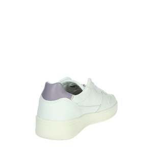 รองเท้าผ้าใบสำหรับเด็กผู้หญิง รุ่น J401 C2 BA HL3 สีขาว สไตล์รองเท้าเดิน - Product Image 3