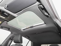 VW Golf, немецкий хэтчбек, длина 4289 мм, ширина 1788 мм, 17-дюймовые колеса, для дистрибьюторов