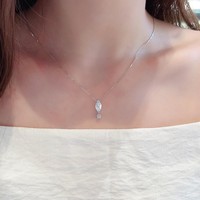 Vente directe d'usine Yuanmei : Collier en or 18 carats serti de diamants cultivés. Ceci est un accessoire féminin extrêmement charmant