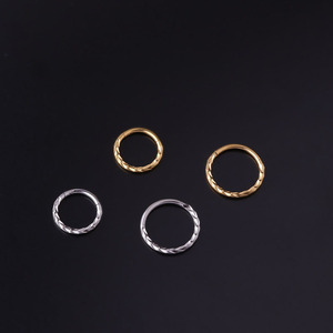 1,2x8/10mm <span class=keywords><strong>de</strong></span> acero inoxidable con bisagras segmento nariz anillo tachuelas chapado en <span class=keywords><strong>oro</strong></span> oreja cartílago Tragus Helix <span class=keywords><strong>labio</strong></span> <span class=keywords><strong>Piercing</strong></span> <span class=keywords><strong>para</strong></span> boda - Product Image 4