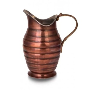 Carafe en tranches de cuivre faites à la main de Style Ottoman pour le Service aux boissons, couleur oxyde de Surahi, aspect Antique de Style traditionnel Antalya - Product Image 1