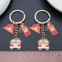 Porte-clés Camion de Pompiers 7,8 cm, Breloque Casque de Pompier en Métal Émaillé, Cadeau Souvenir Événement Sécurité Incendie, 3 Styles, Vente en Gros