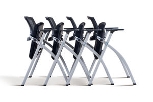 Chaise de formation, de conférence et d'étude pliable et empilable en plastique moderne en gros pour les collèges, les universités, les écoles, les adultes et les étudiants - Product Image 2