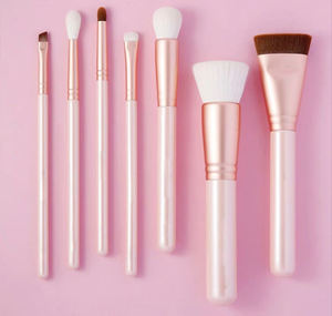 Ensemble de pinceaux de maquillage professionnels de luxe violet violet, 7 pièces/ensemble, logo personnalisé, outil de maquillage, ensemble de pinceaux de haute qualité - Product Image 2