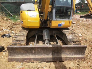 Mini-excavatrice d'occasion Komatsu PC78US 8 tonnes, 90% NEUVE, hydraulique, sur chenilles, avec boîte de vitesses, moteur, pompe, faible nombre d'heures, pour travaux de terrassement - Product Image 6