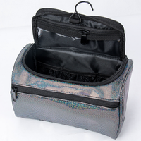 Valise de danse roulante durable, sac de maquillage, housse en PU, fermeture étanche avec roulettes pour les voyages et un rail pour vêtements