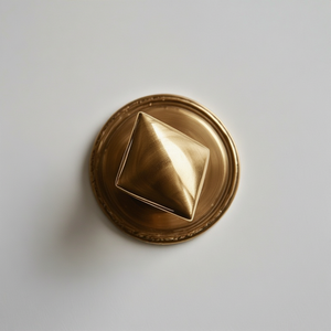 EliteAngle Triángulo Perilla de Latón para Cajón y Puertas Tocador Armario Perilla de Puerta Manija de Cajón para Villa Hotel Muebles Apartamento - Product Image 1