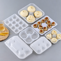 Volledig automatische thermoformmachine voor de productie van PP, PET en PS cakeverpakkingen, bakkerijdozen en voedselverpakkingen.