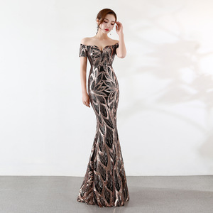 Ultimi Abiti da Sposa e da Sera Personalizzati con Paillettes Stile Sirena, Senza Spalline, Modellanti e Scintillanti per la Sposa 2023, Eleganti e Formali - Product Image 1