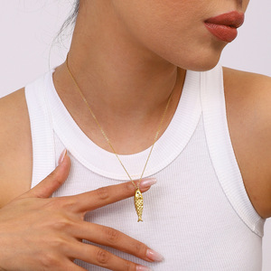 Collar con Colgante de Pez Koi en Acero Inoxidable Chapado en Oro de 18k, Diseño del Zodiaco Animal, Joyería para Uso Diario - Product Image 4