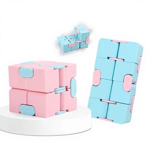 Cubo Infinito <span class=keywords><strong>Mini</strong></span> de Bolsillo Transfronterizo para Descompresión Creativa de Dedos, Juguete de Segunda Orden 2x2x4 - Product Image 1