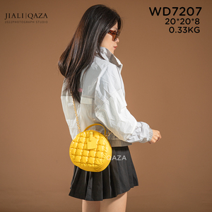 Vente en gros de sacs à main en <span class=keywords><strong>tissu</strong></span> à bulles pour femmes Jiali QAZA nouvelle collection vente en gros bon marché en nylon avec fermeture éclair - Product Image 3