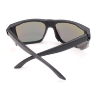 Lunettes de soleil de sport avec motif écaille de tortue, monture rectangulaire et branches en caoutchouc souple pour les sports de plein air