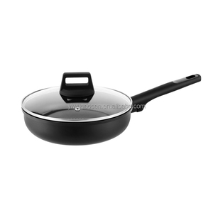 Poêle à frire en <span class=keywords><strong>aluminium</strong></span> 24cm <span class=keywords><strong>sans</strong></span> <span class=keywords><strong>PFOA</strong></span> avec poignée en bakélite, ustensiles de cuisine à induction antiadhésifs pour la vente en gros de cuisine de restaurant - Product Image 4