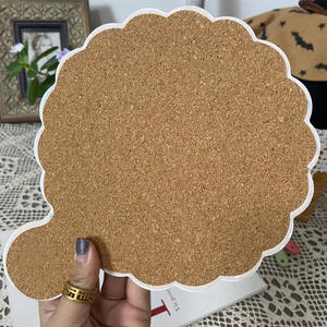 Reposacucharas redondo de dolomita blanca con diseño floral, aislamiento térmico, revestimiento antideslizante, forma de raqueta, soporte para ollas para uso en la cocina - Product Image 2