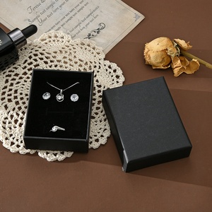 Costom Ngày Valentine hộp đồ trang sức giấy Bao bì với Eva chèn cho bông tai vòng tay nhẫn Hộp Quà Tặng nắp dưới - Product Image 4