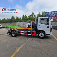 Camion de transfert de déchets municipal détachable Cheng Liwei 4x2 avec bras de ramassage à crochet et bras droit, pour la collecte des déchets