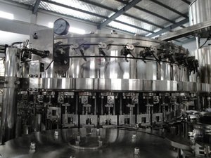 Línea de Llenado de Bebidas Carbonatadas (CSD) Totalmente Automática y Avanzada para Cola y Refrescos - Product Image 6